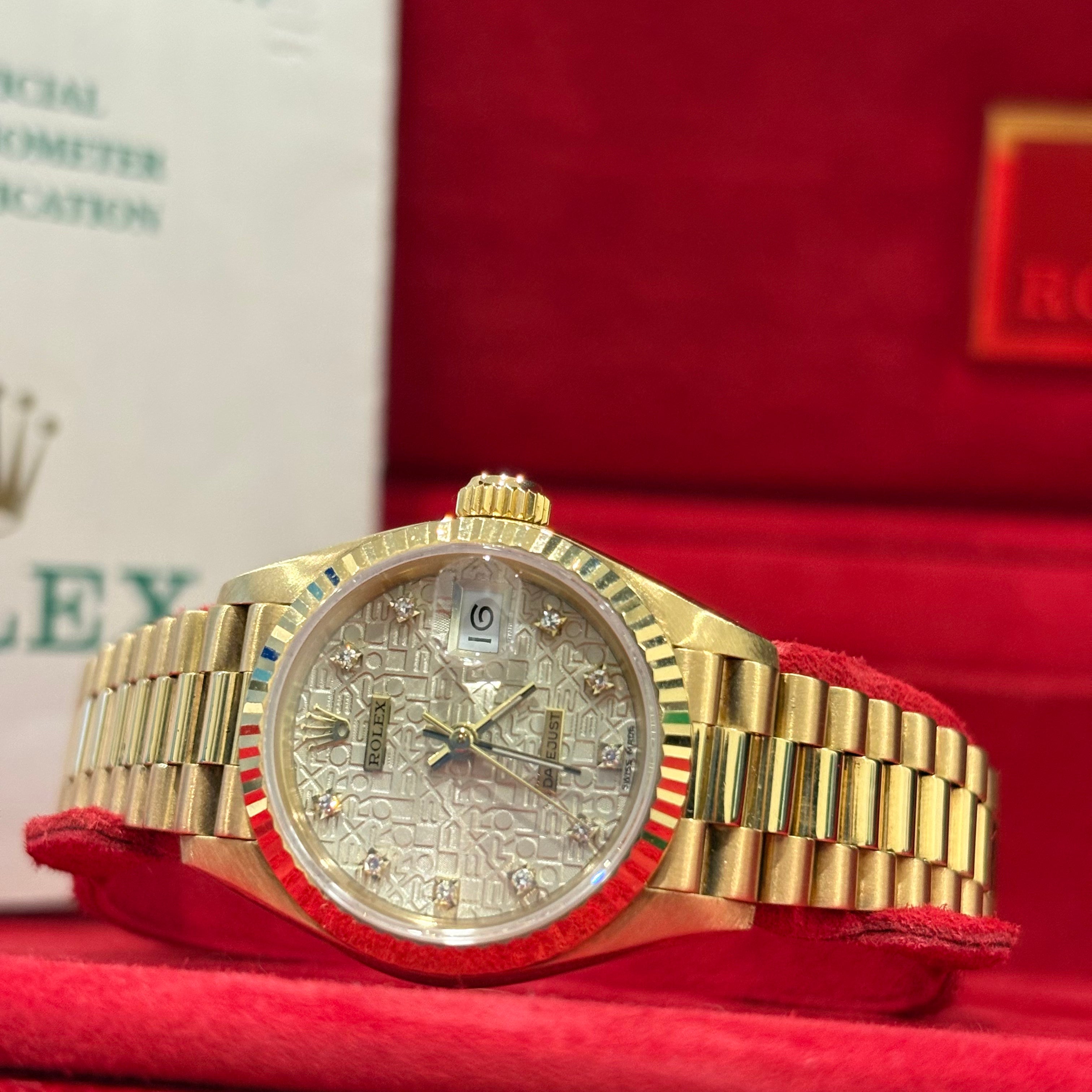 Rolex Lady Datejust 26 yellow gold close view of the Jubilee Computer dial with diamond hour markers