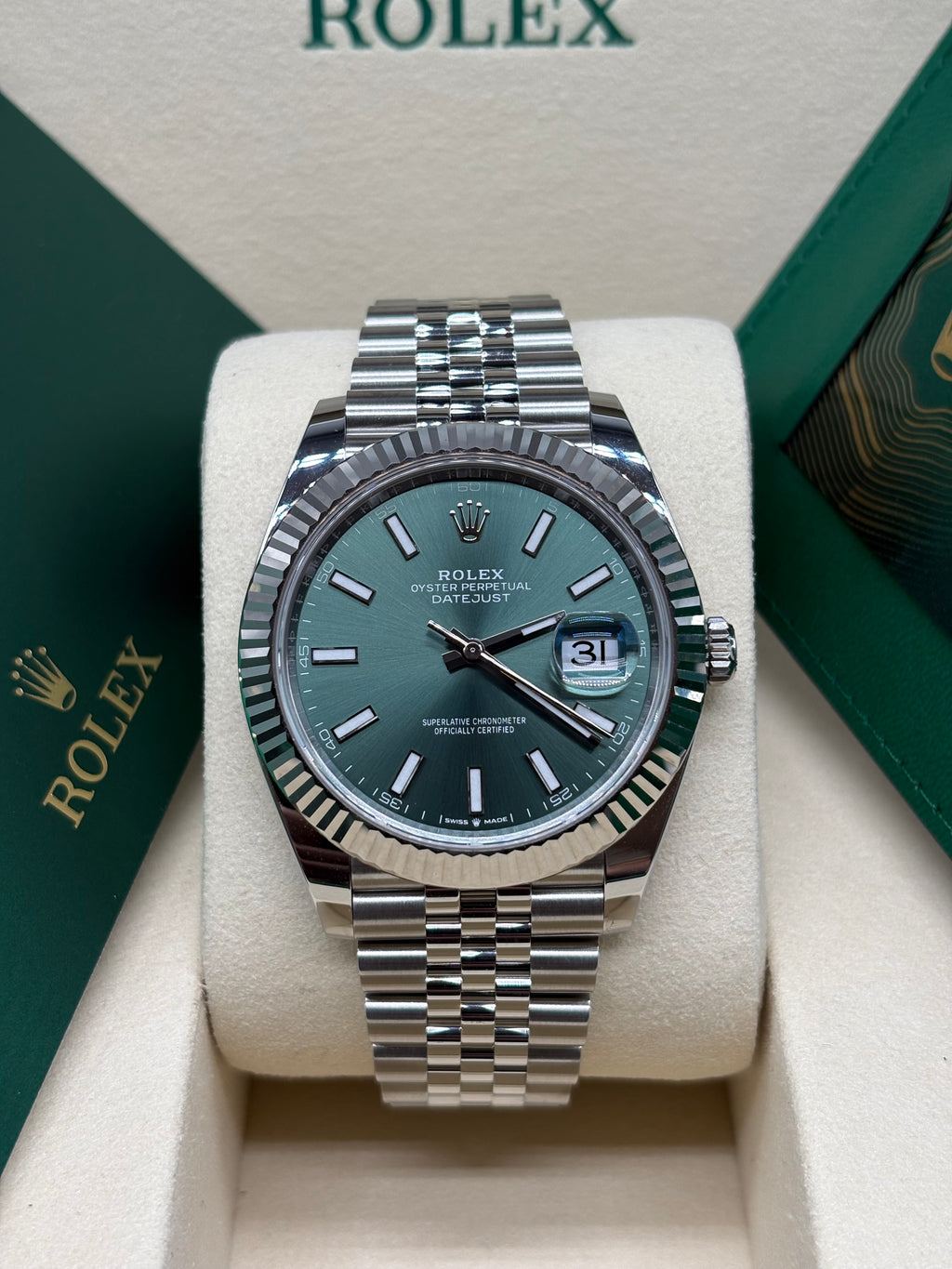 Rolex Datejust 41mm Mint Green Steel Jubilee Fluted 2026