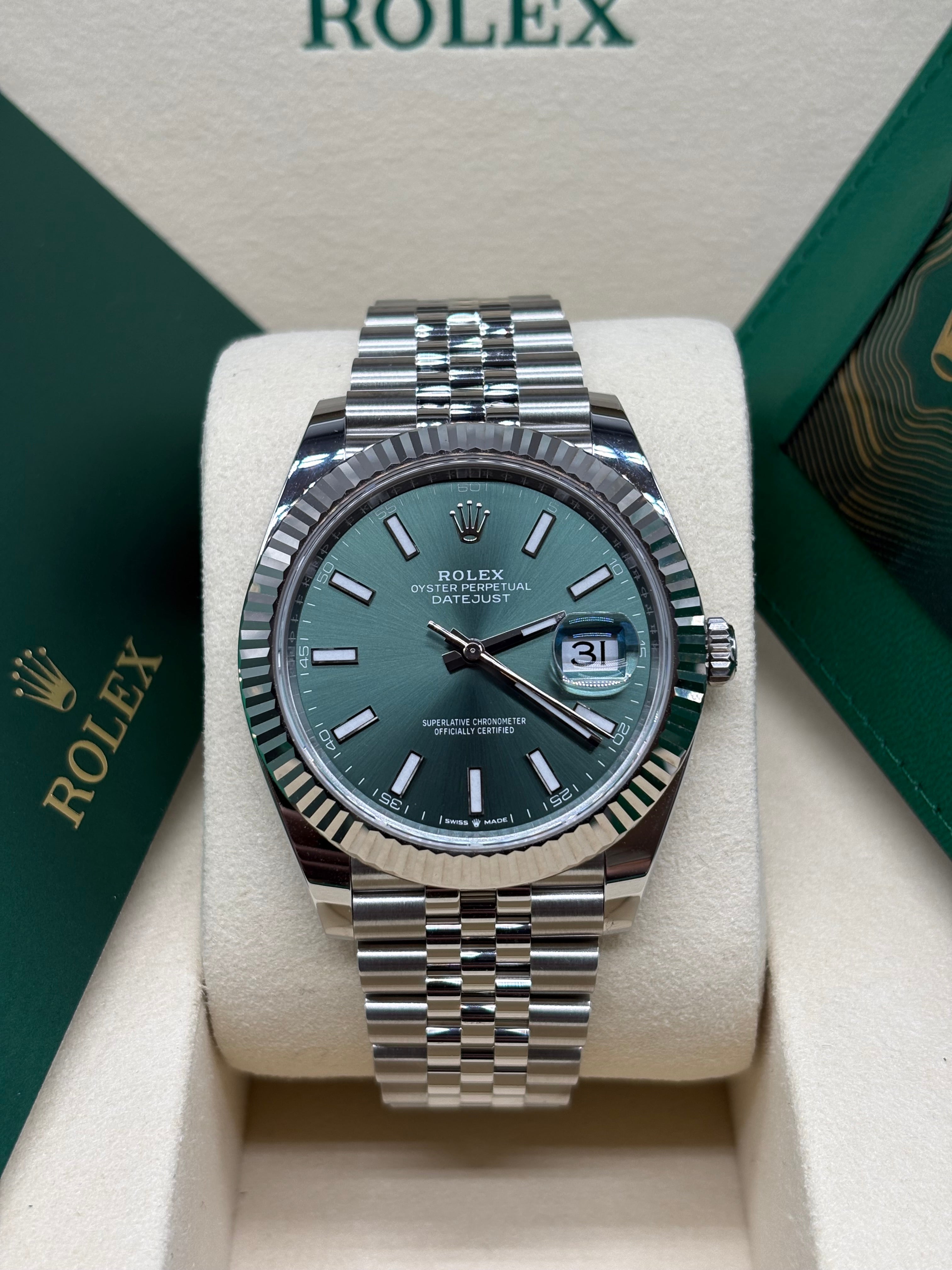 Rolex Datejust 41mm Mint Green Steel Jubilee Fluted 2026