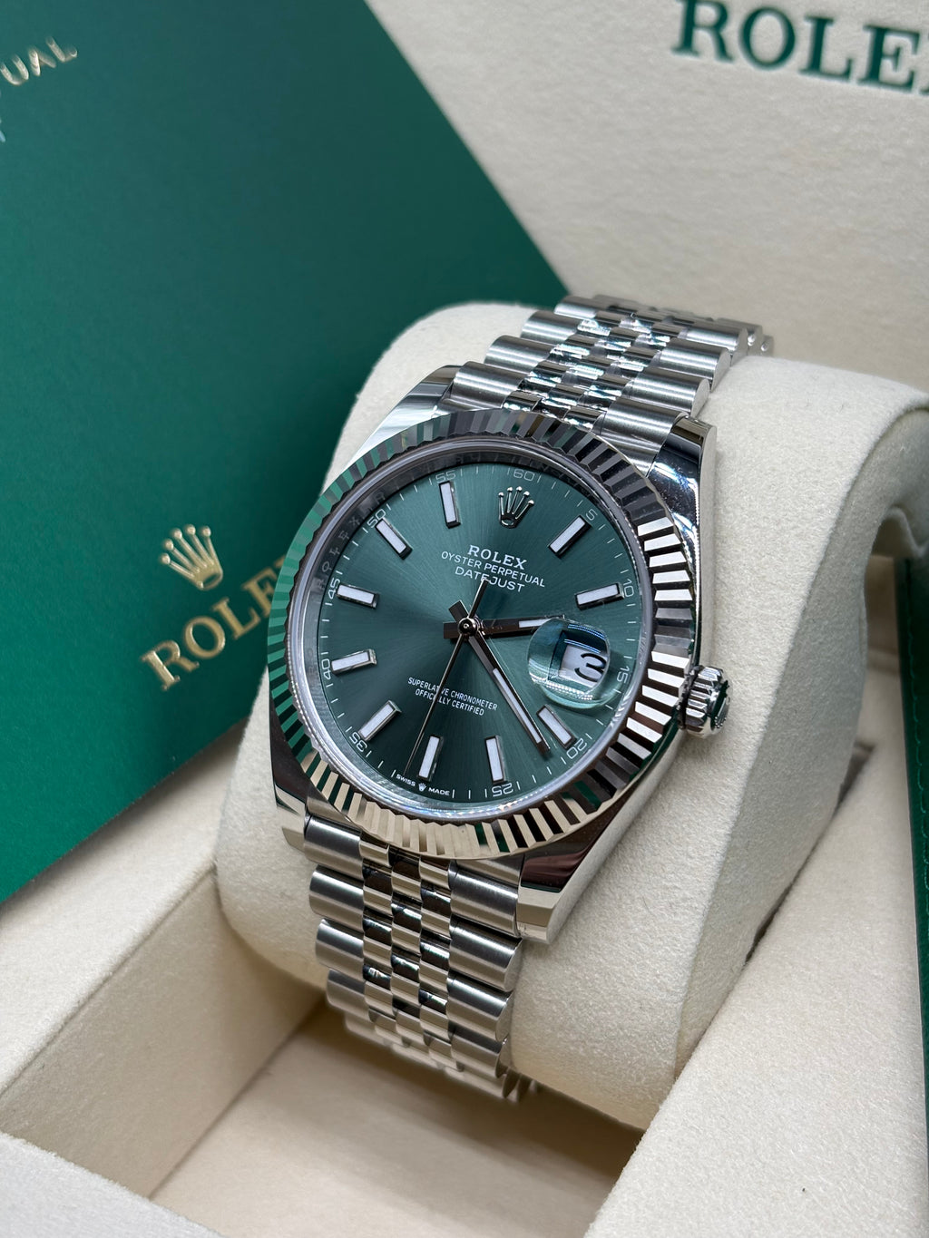 Rolex Datejust 41mm Mint Green Steel Jubilee Fluted 2026